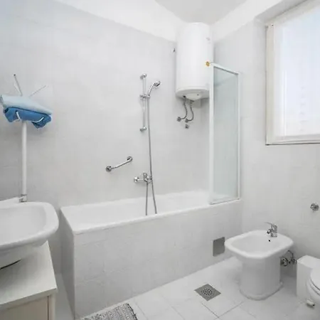 Semesterbostad House With A Swimming Pool - 23000
