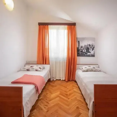 House With A Swimming Pool - 23000 別荘