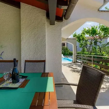 House With A Swimming Pool - 23000 *