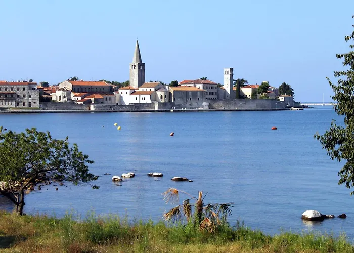 House With A Swimming Pool - 23000 *